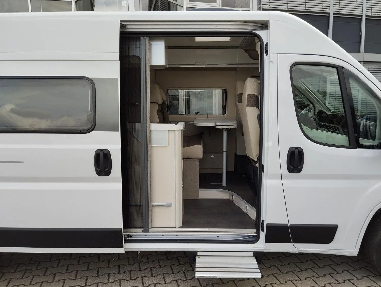 Karmann Davis Lifestyle DA 590 LS Concept Paket 140 PS