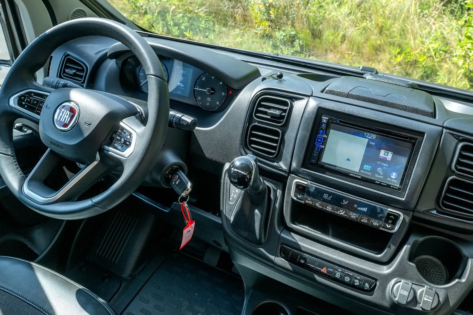 Adria Matrix 670 SC Plus – für 5 zugelassen, 160 PS 9-Gang-Automatik, nur 2.200 km