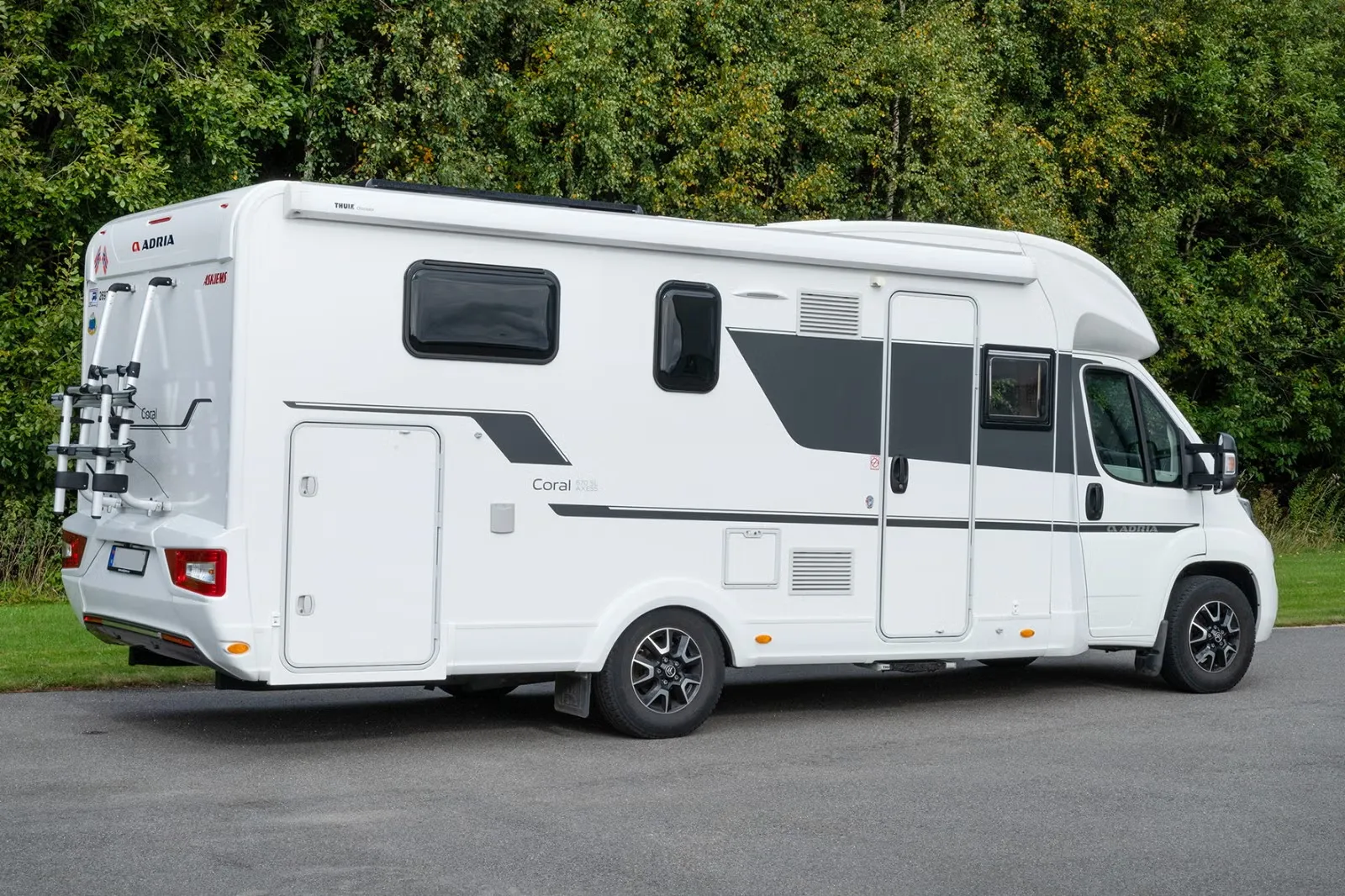 Adria Coral S 670 SL Axess – 163 PS, Ablastung auf 3.500 kg möglich